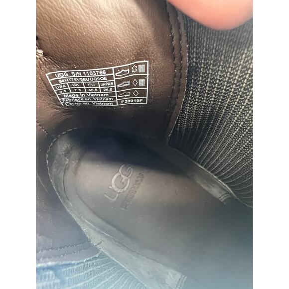 Ugg Hazel Chelsea Boot in Brown - Picture 11 of 12